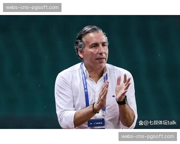 前法国国脚,现勒阿弗尔主帅拉米因批评裁判被法国足协禁赛两场 前法国国脚,现勒阿弗尔主帅拉米因批评裁判被法国足协禁赛两场